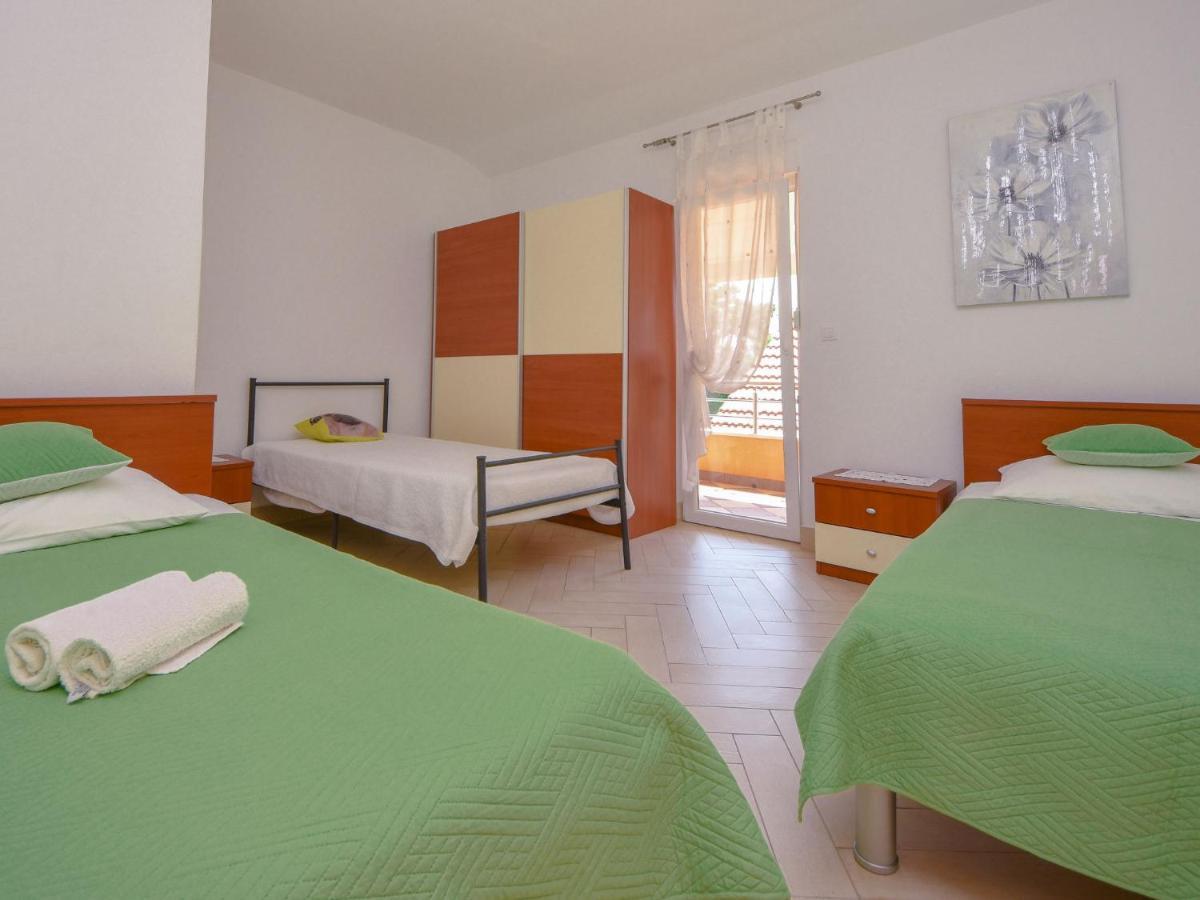 Apartment Tanja By Interhome Maslenica Eksteriør billede
