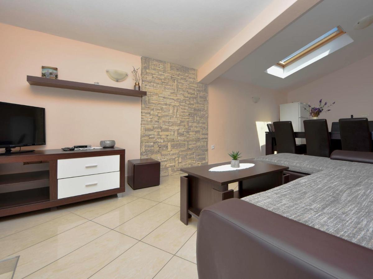 Apartment Tanja By Interhome Maslenica Eksteriør billede